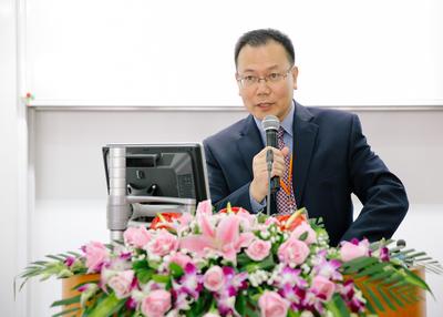 SAIF金融學(xué)教授、中國(guó)金融研究院副院長(zhǎng)嚴(yán)弘發(fā)言